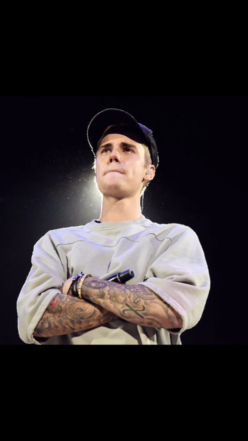 BIEBER+GETS+EMOTIONAL+DURING+SHOW%3A+Justin+Bieber+plays+a+show+for+the+launch+of+his+new+album%2C+%22Purpose%2C%22+at+the++Staples+Center+in+Los+Angeles+on+Friday%2C+November+13%2C+2015.+During+the+show%2C+Bieber+broke+down+in+tears+from+being+moved+by+his+crowd%27s+support.+